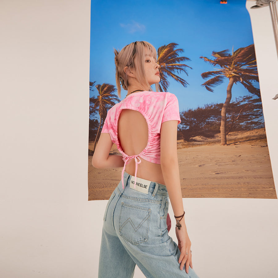 CHUU Open-Back Shirring Tie-Dye Crop Top