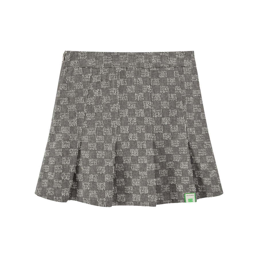 CHUU Gonna Be A Busy Time Checkered Skirt