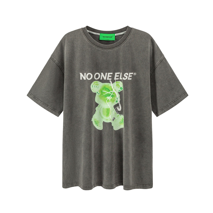 CHUU Xray Gummy Bear T-Shirt