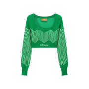 Chuu Wavy Pattern Crop Knit Sweater