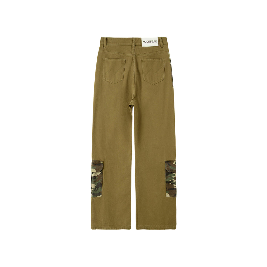 CHUU Camouflage Pocket Straight Casual Pants