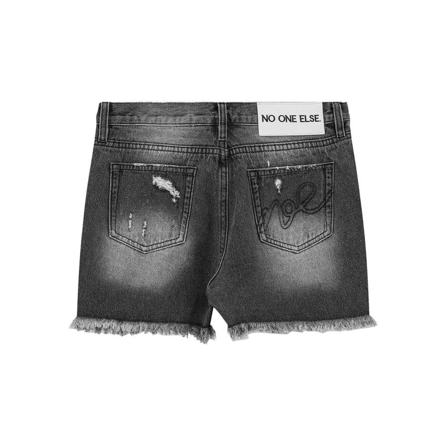 CHUU Distressed Denim Shorts