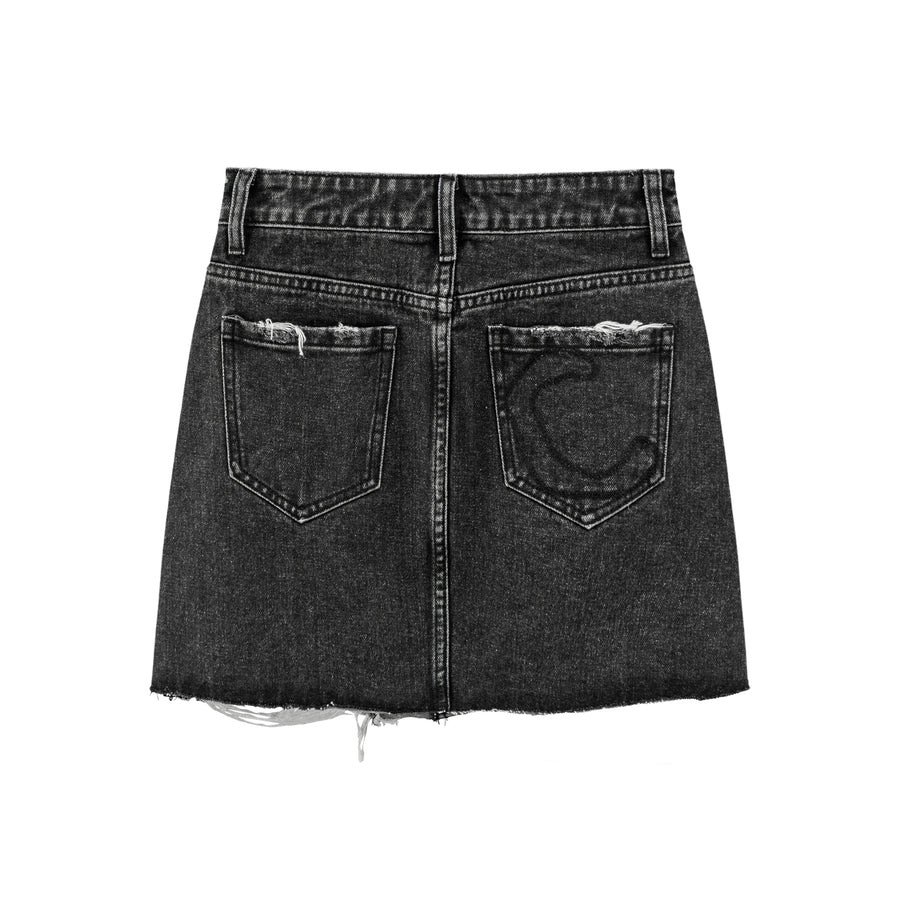 CHUU Damaged Black Denim Mini Skirt