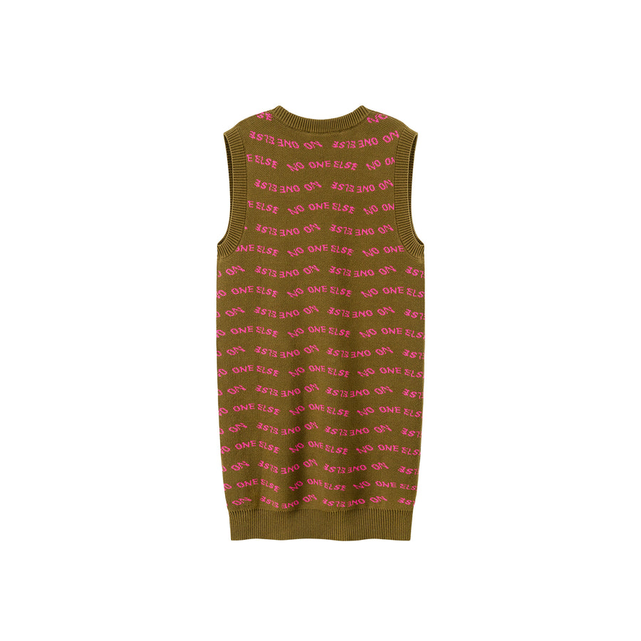 CHUU Noe Lettering V-Neck Dress