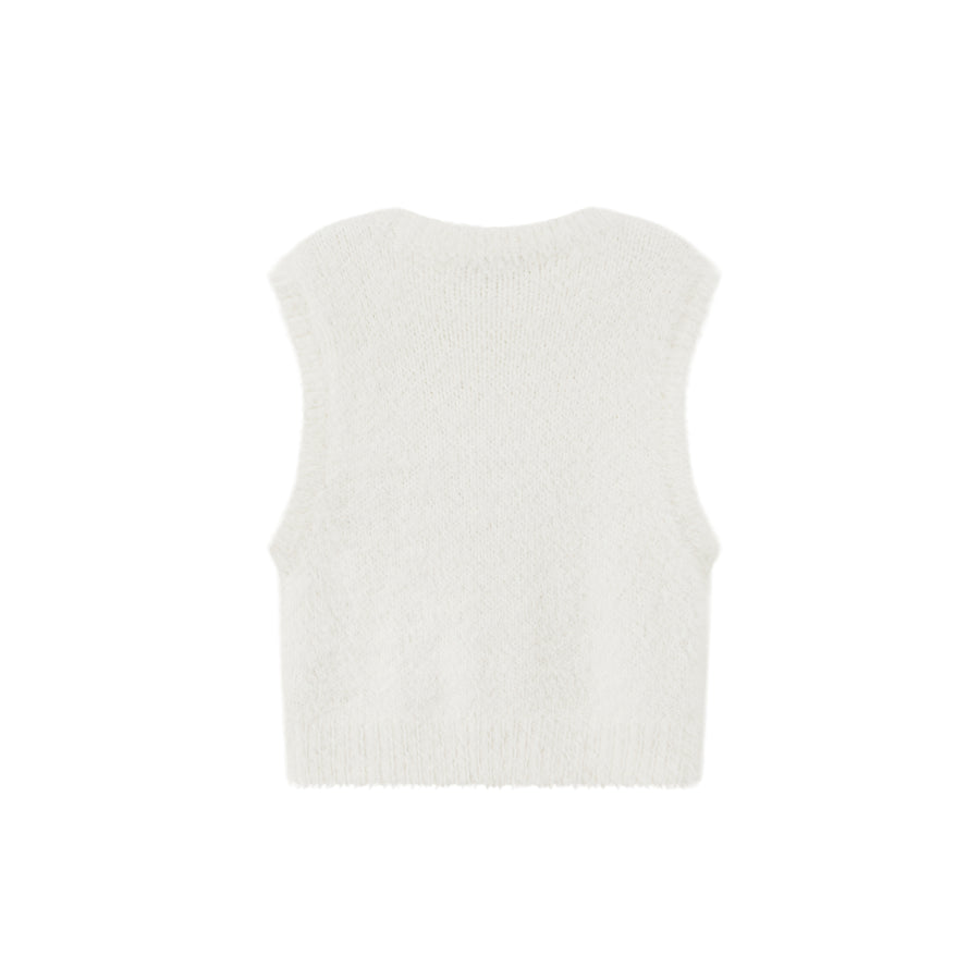 CHUU Round Neck Faux Angora Vest