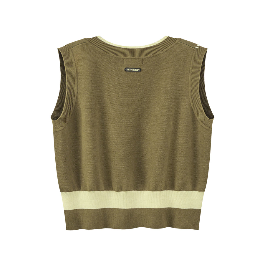 CHUU Deep V- Neck Sweater Vest