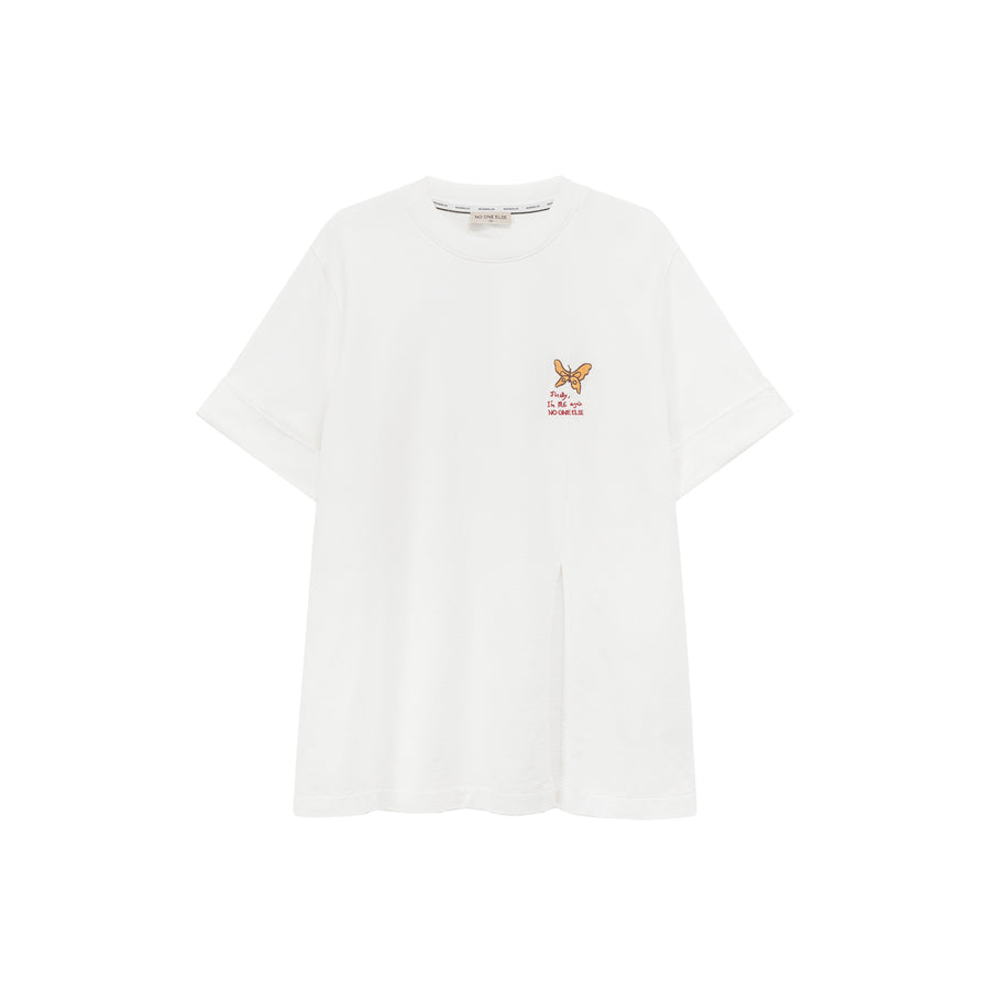 CHUU Slit Butterfly Embroidered T-Shirt