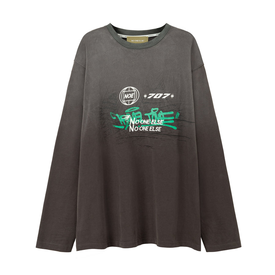 CHUU 707 Graffiti Loose Fit Long-Sleeves Top