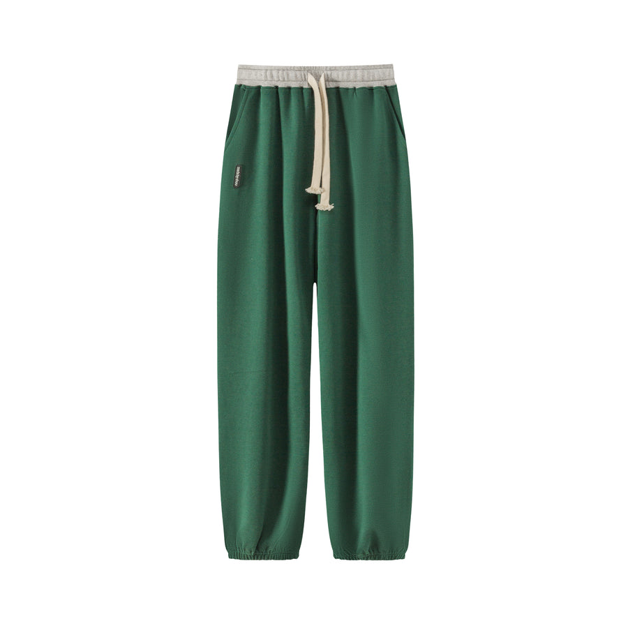 CHUU Feels Like Christmas Jogger Pants