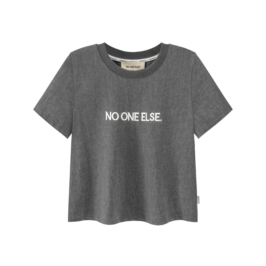 CHUU Never Basic Noe Logo T-Shirt