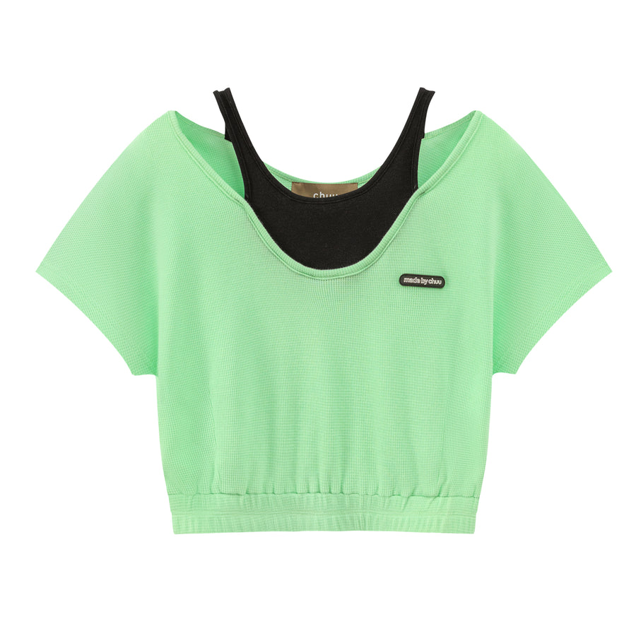 CHUU Two-Layer Crop Sport Top