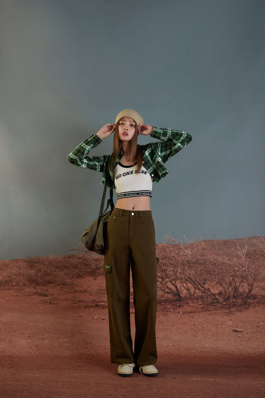 CHUU Scottish Check Cropped Shirt