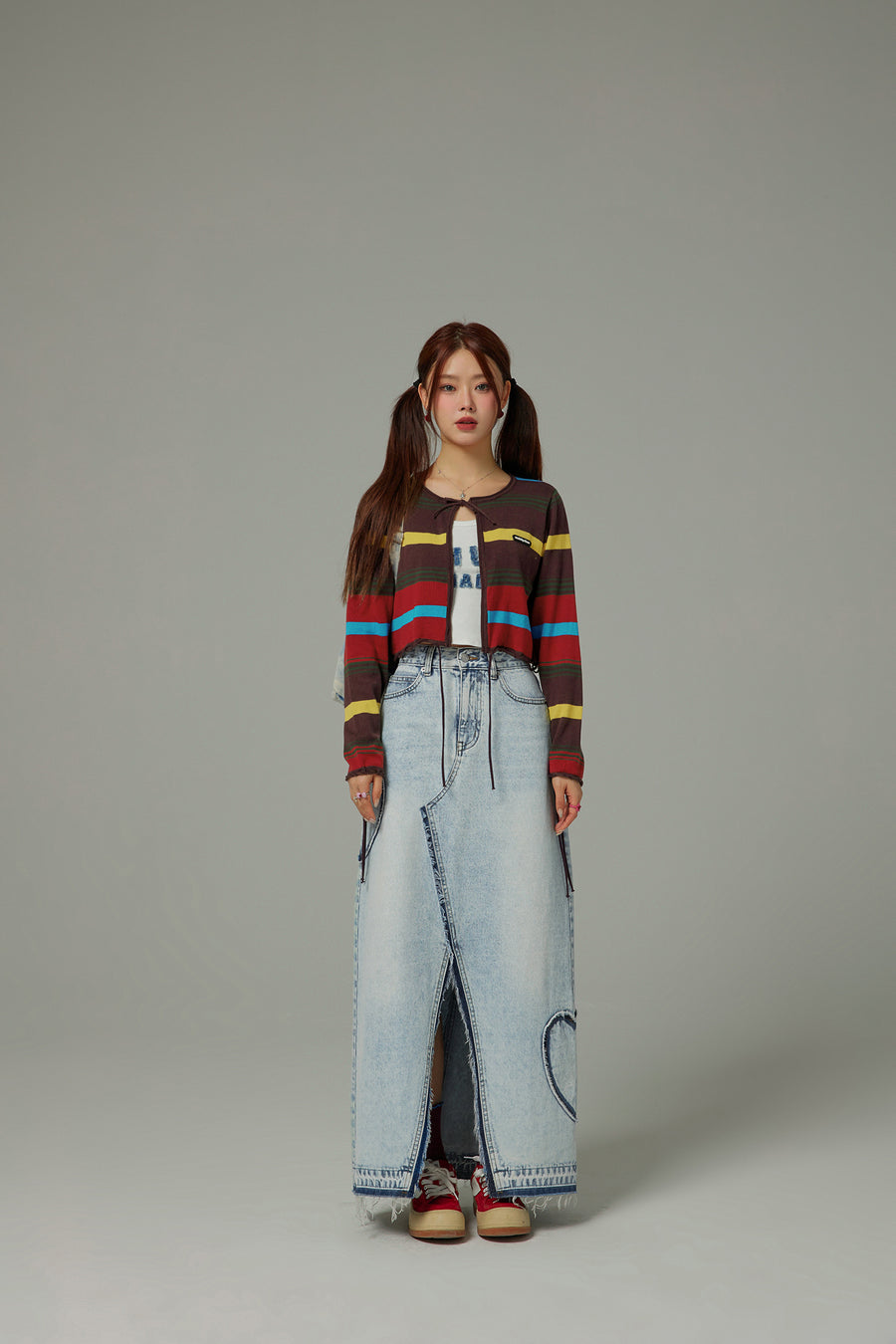 CHUU Heart Denim Long Skirt