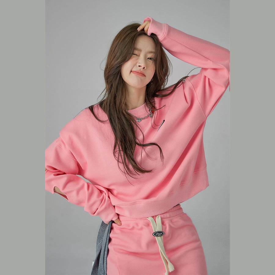 CHUU Heart Long-Sleeves Cutout Sweatshirt