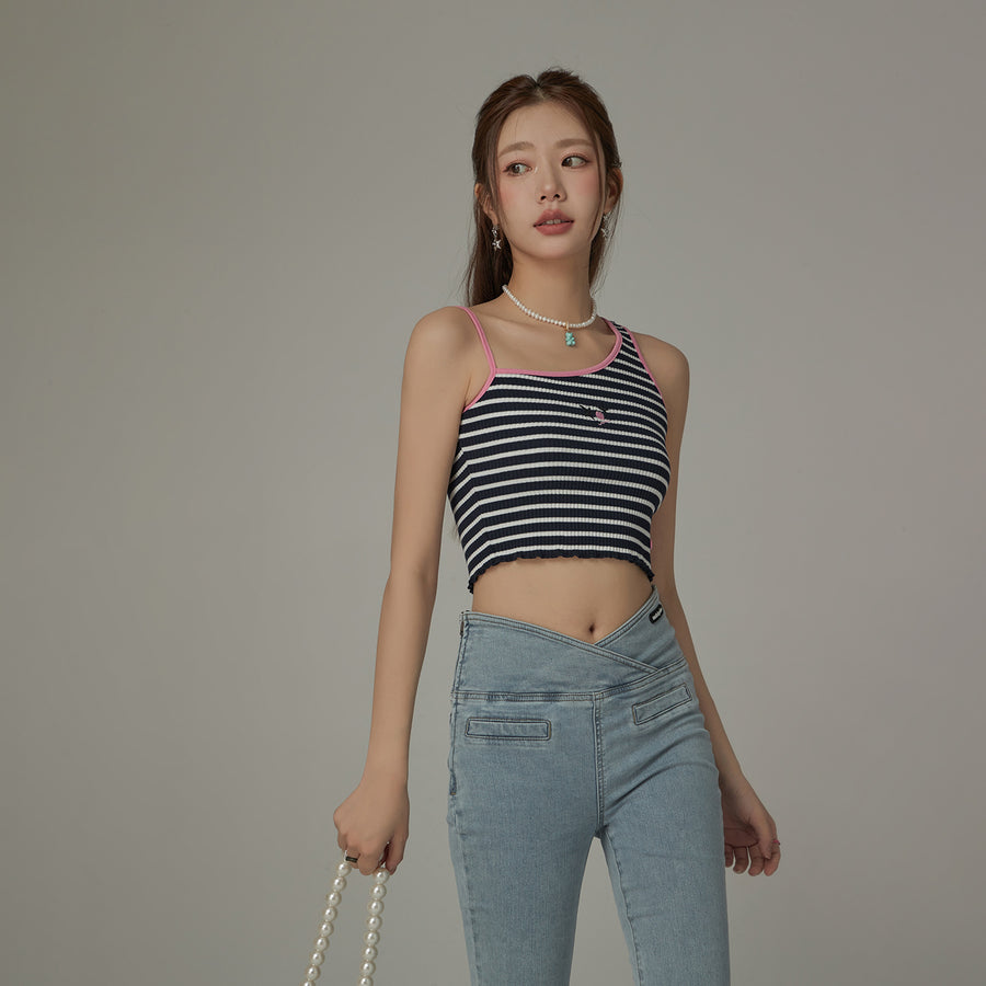 CHUU Unbalanced Striped Sleeveless Crop Top