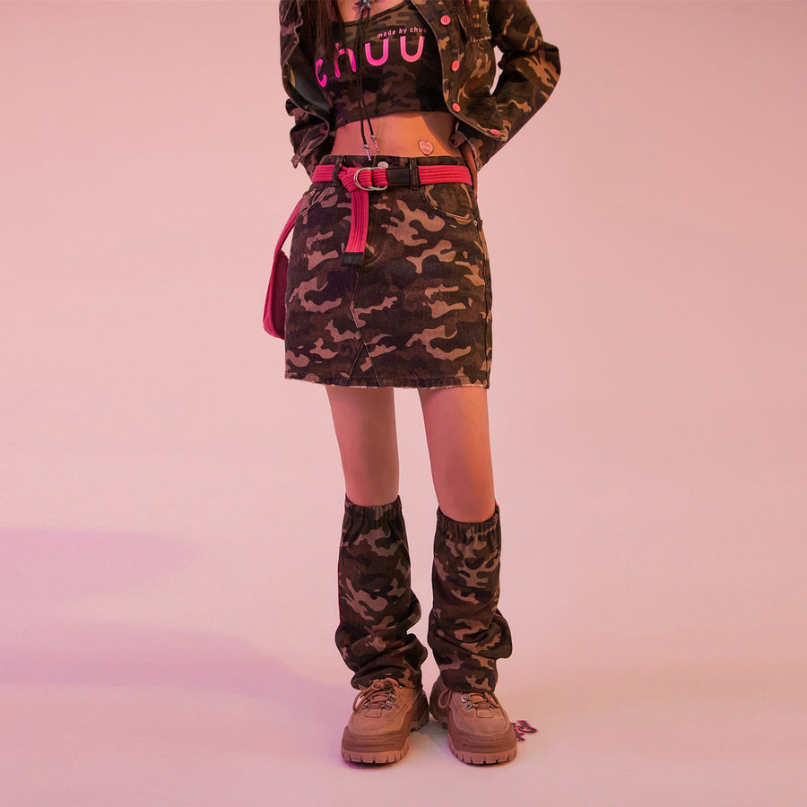 CHUU Hot Girl Camouflage Skirt