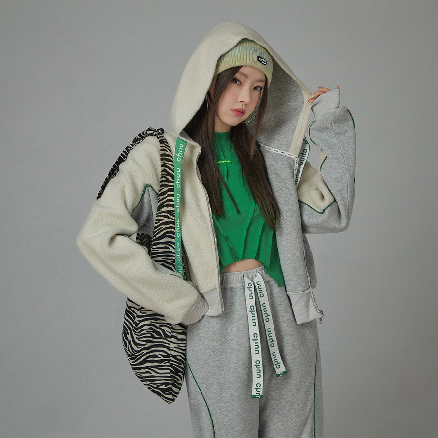 CHUU Miss Sporty Cropped Hoodie