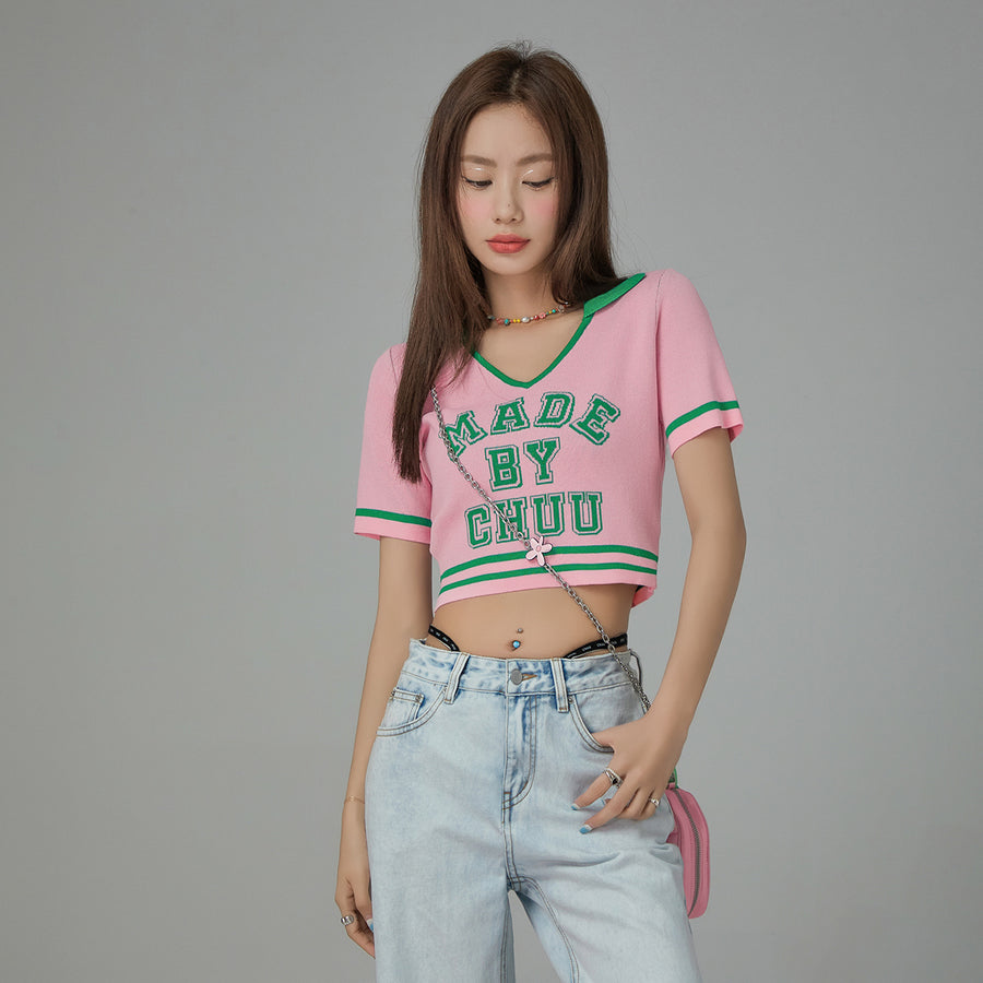 CHUU Chuu Spirit V-Neck Cropped T-shirt