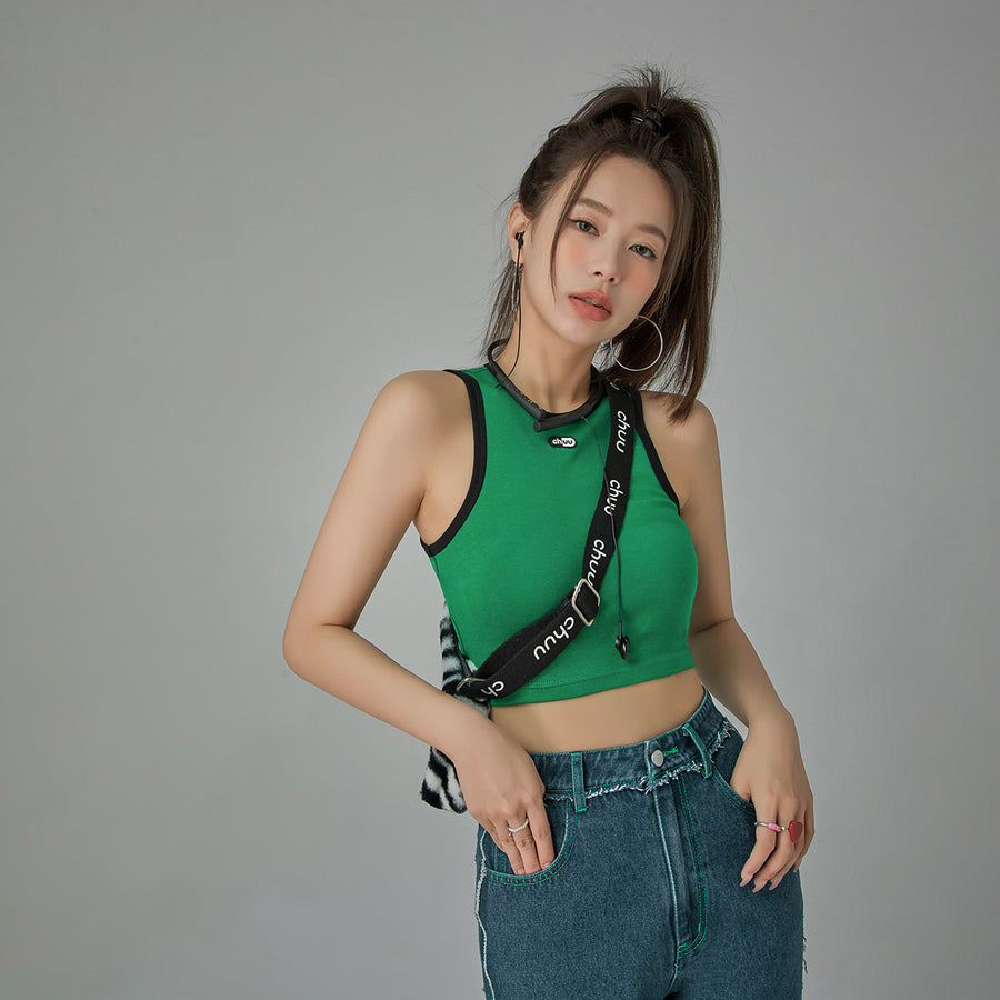 CHUU Sporty Princess Slim Crop Top