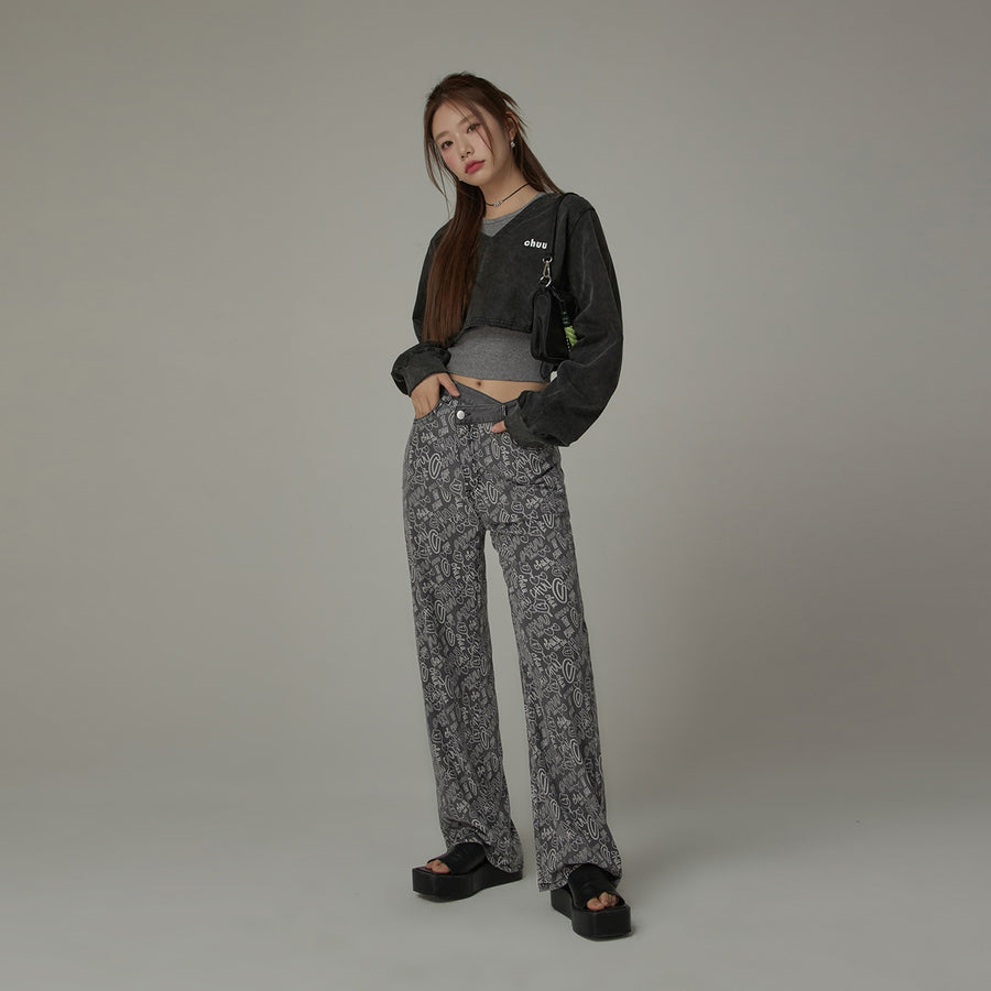 CHUU Printed Wide Denim Jeans