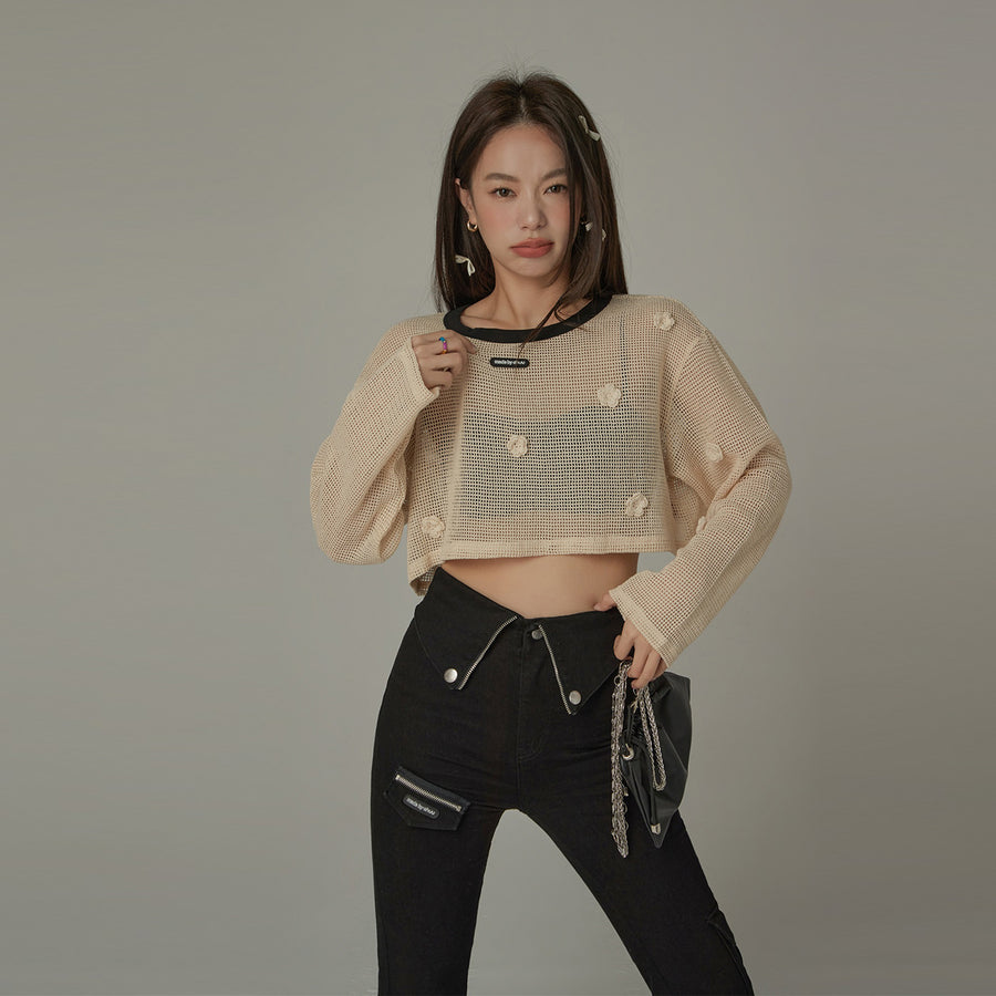 CHUU Flower Cropped T-Shirt