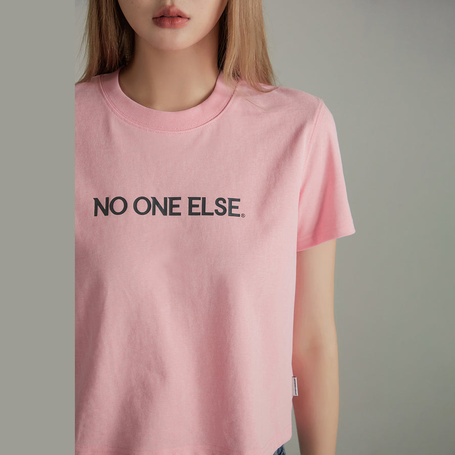 CHUU Never Basic Noe Logo T-Shirt