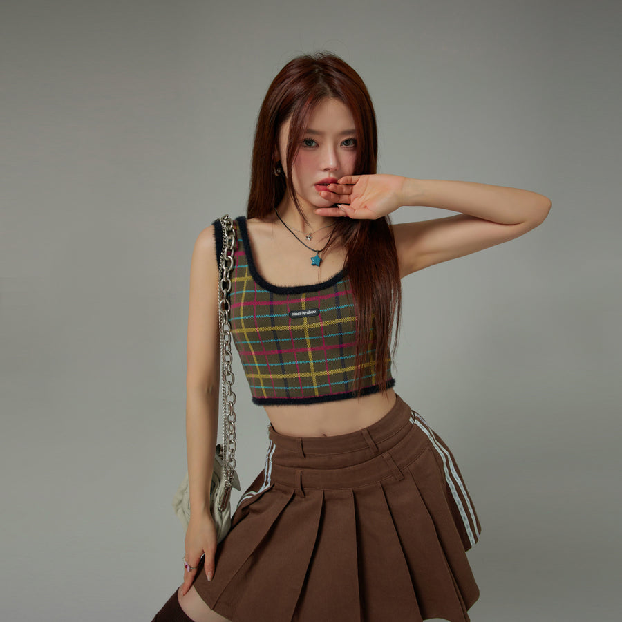 CHUU U-Neck Check Sleeveless Crop Top