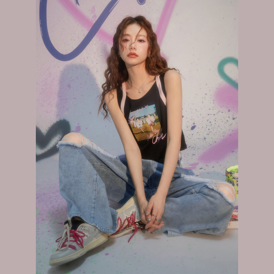 CHUU Line Point Angel Sleeveless Crop T-Shirt