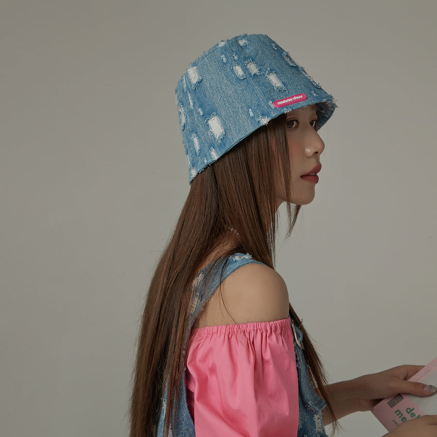 CHUU Distressed Denim Bucket Hat