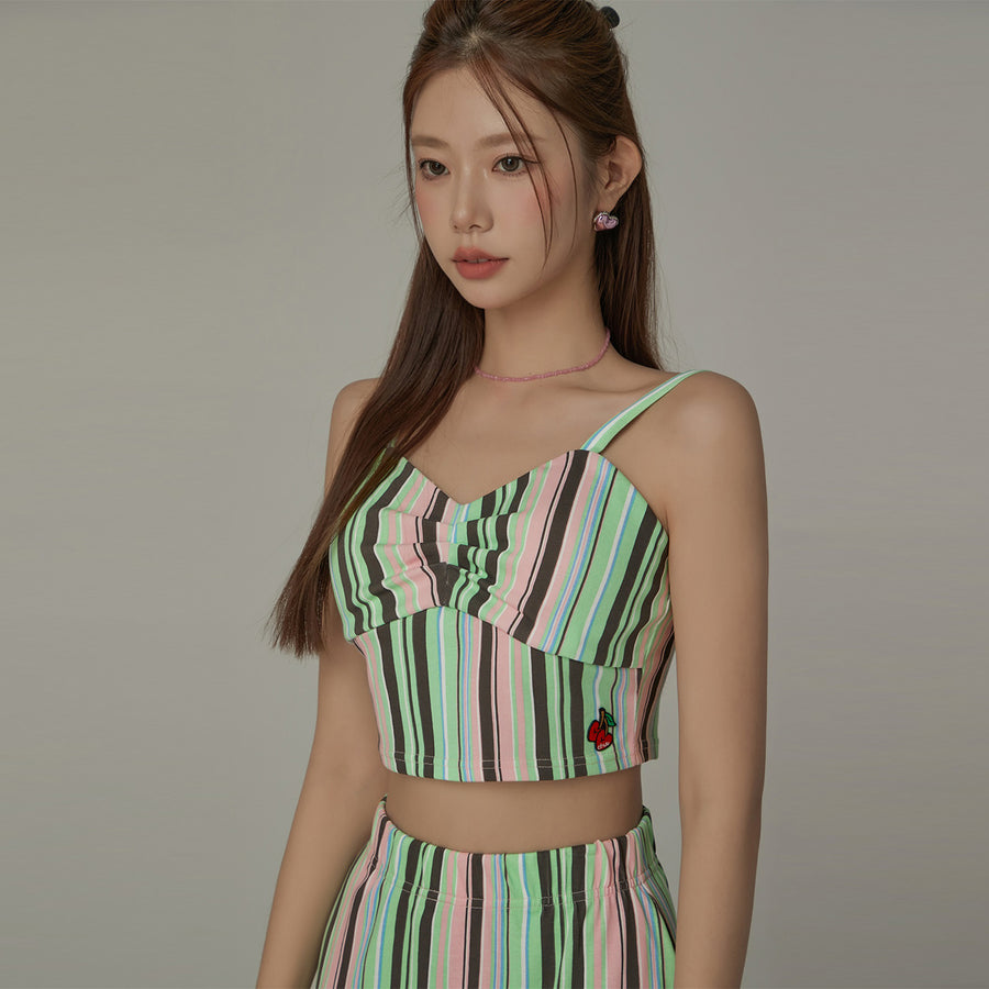 CHUU Products Rainbow Stripes Contrast Bustier Top