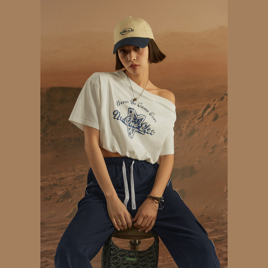 CHUU Unbalanced Off-Shoulder T-Shirt