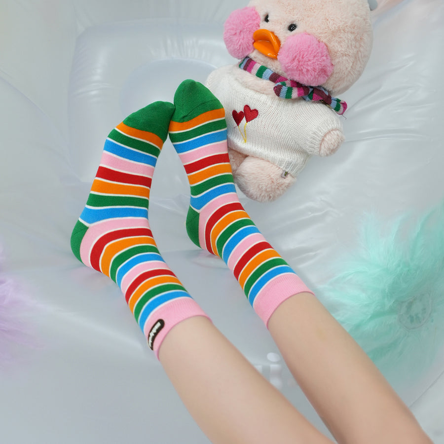 CHUU Rainbow Stripes Ankle Socks